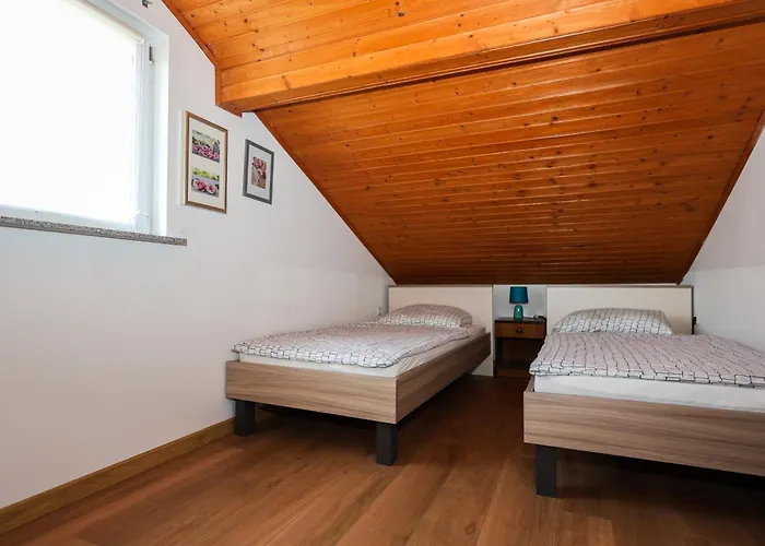 Sabira Apartament Novi Vinodolski