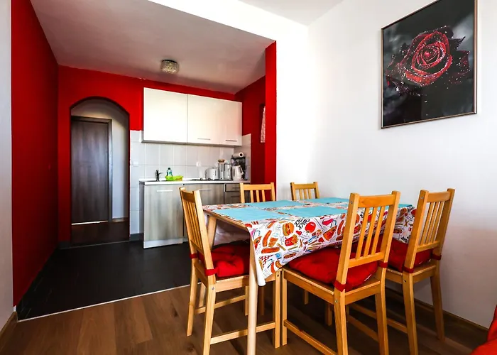 Apartament Sabira *