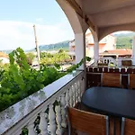 Sabira * Novi Vinodolski