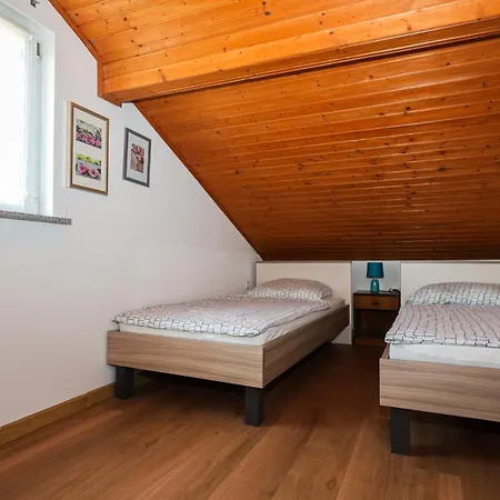 Sabira Apartamento Novi Vinodolski