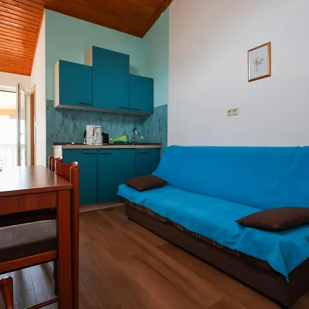 Sabira * 노비비노돌스키