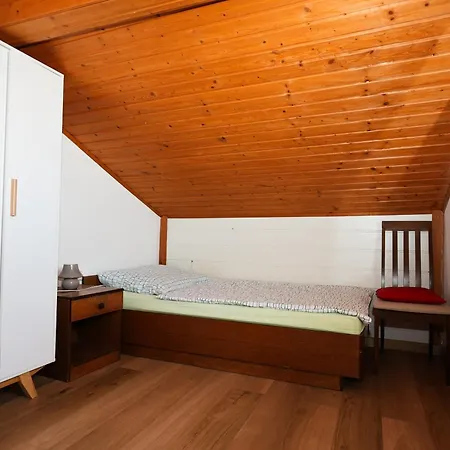 Sabira * Novi Vinodolski